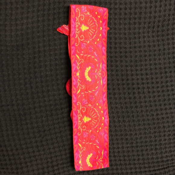 Vintage Liz Claiborne Tapestry Belt - Picture 5 of 8